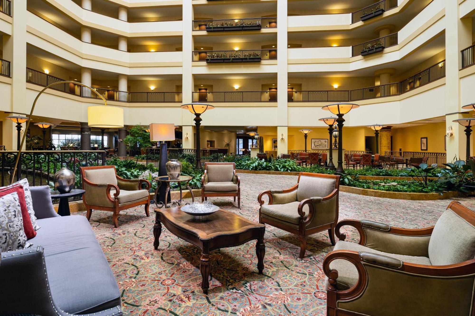Renaissance Tulsa Hotel & Convention Center Exterior photo