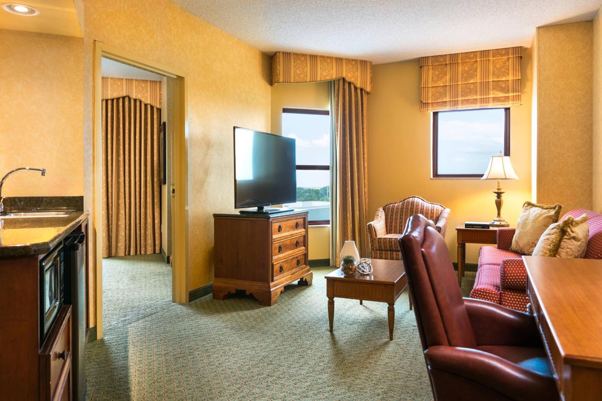 Renaissance Tulsa Hotel & Convention Center Exterior photo