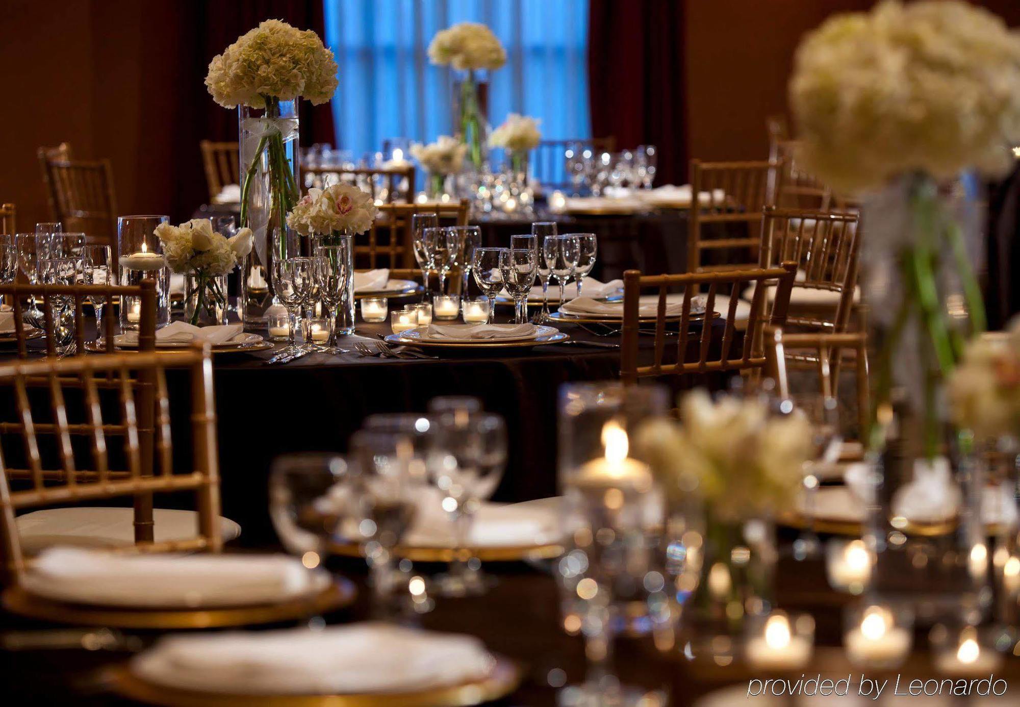 Renaissance Tulsa Hotel & Convention Center Restaurant photo